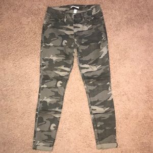 Refuge Camo Jeans